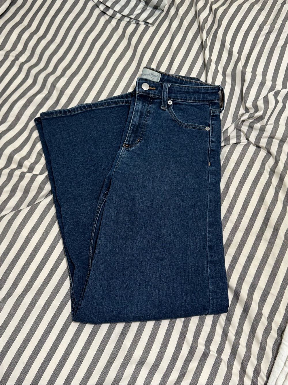 Universal Thread everyday high rise wide leg Jeans